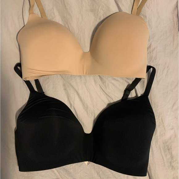 2 Victoria secret bras 34 DDD - Picture 5 of 5